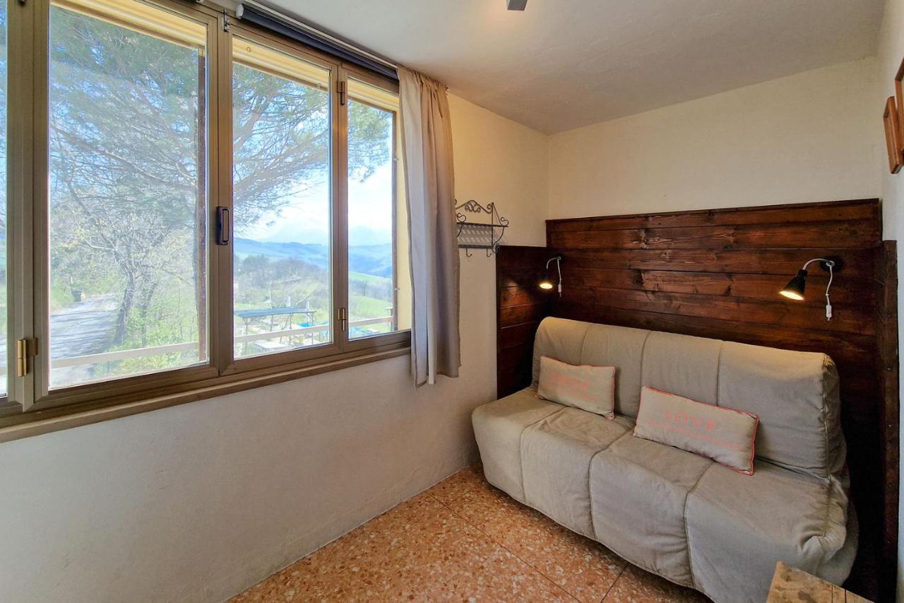 Villa Pilotti Country House Penna San Giovanni Eksteriør billede